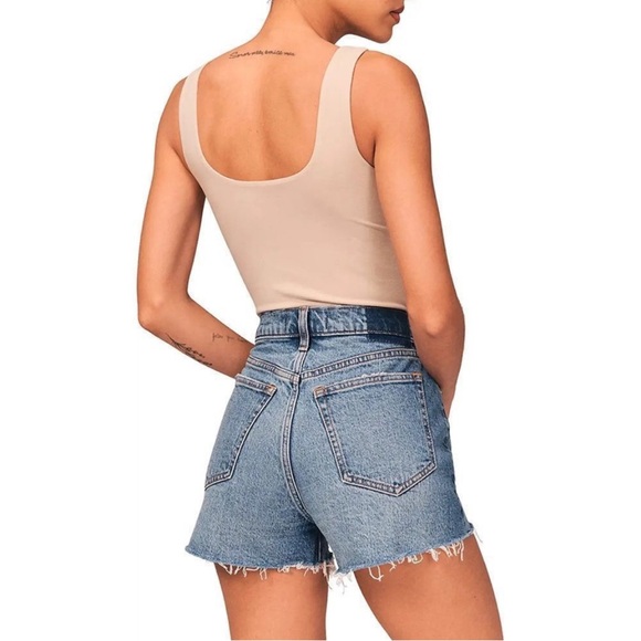 Abercrombie & Fitch Curve Love High Rise Mom Ripped Shorts Women Size 32 - Picture 2 of 13